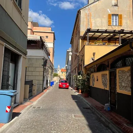 Apartamento Stella Marina In Pieno Centro Di Sulla Passeggiata E A Un Passo Dal Mare *