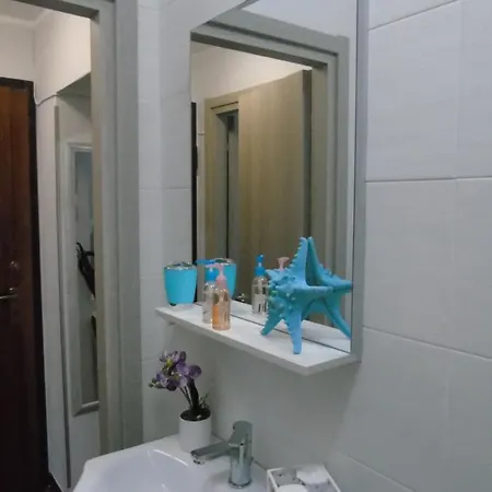 Apartamento Stella Marina In Pieno Centro Di Sulla Passeggiata E A Un Passo Dal Mare Pietra Ligure